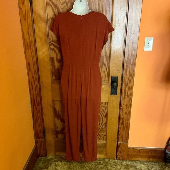 3 for 20 $ bundle Sharagano rust jump suit - Picture 7 of 11